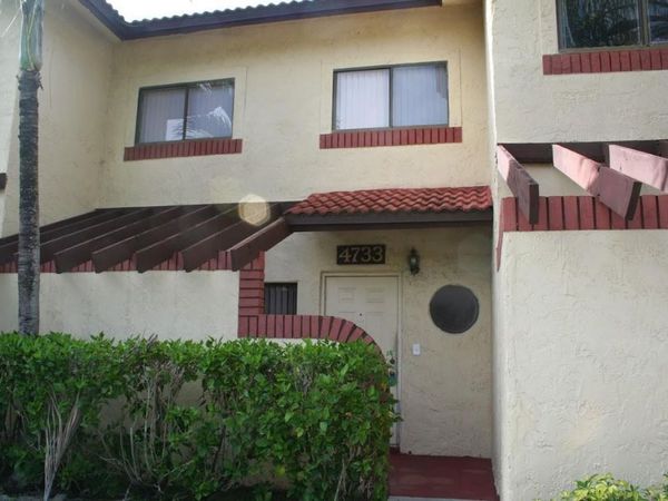 4733 NW 90TH Avenue, Sunrise, FL 33351