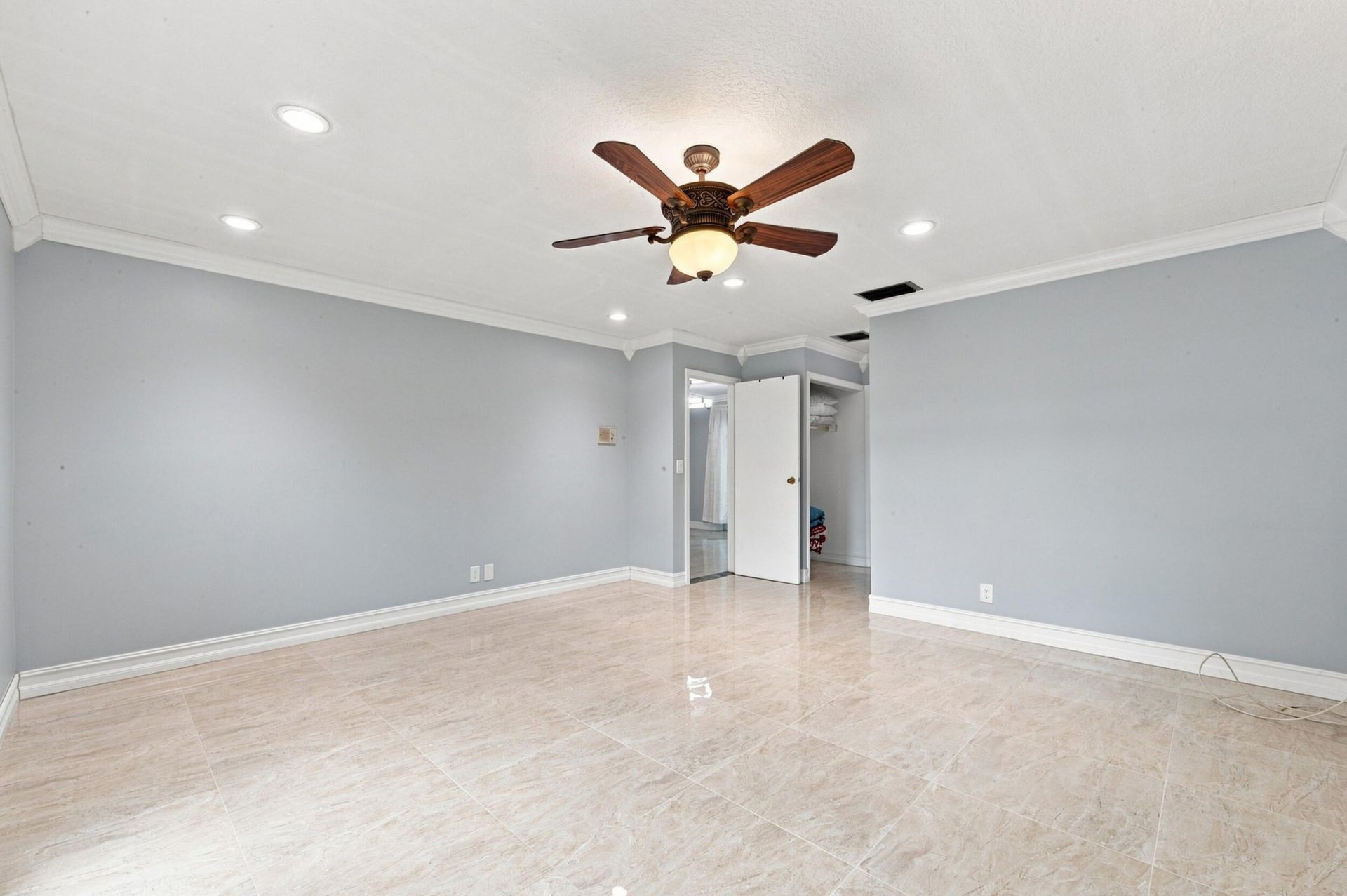 2380 NW 107th Avenue, Coral Springs, FL 33065 Photo