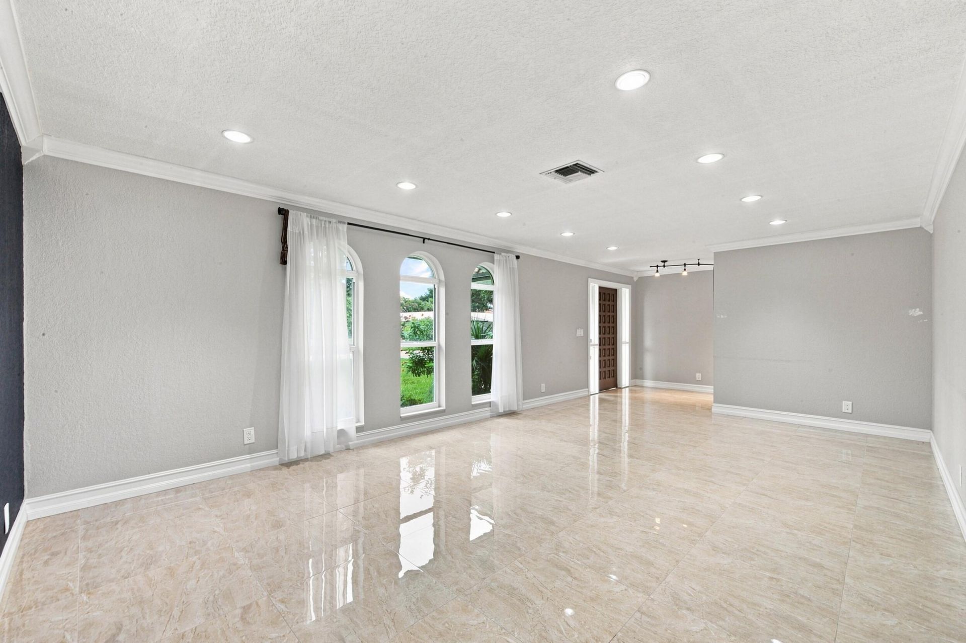 2380 NW 107th Avenue, Coral Springs, FL 33065 Photo
