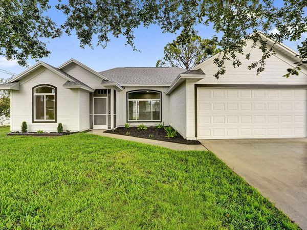 1237 SW Edinburgh Drive, Port St. Lucie, FL 34953