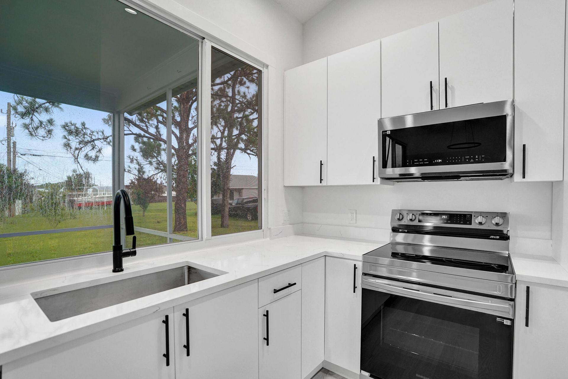 1237 SW Edinburgh Drive, Port Saint Lucie, FL 34953 Photo