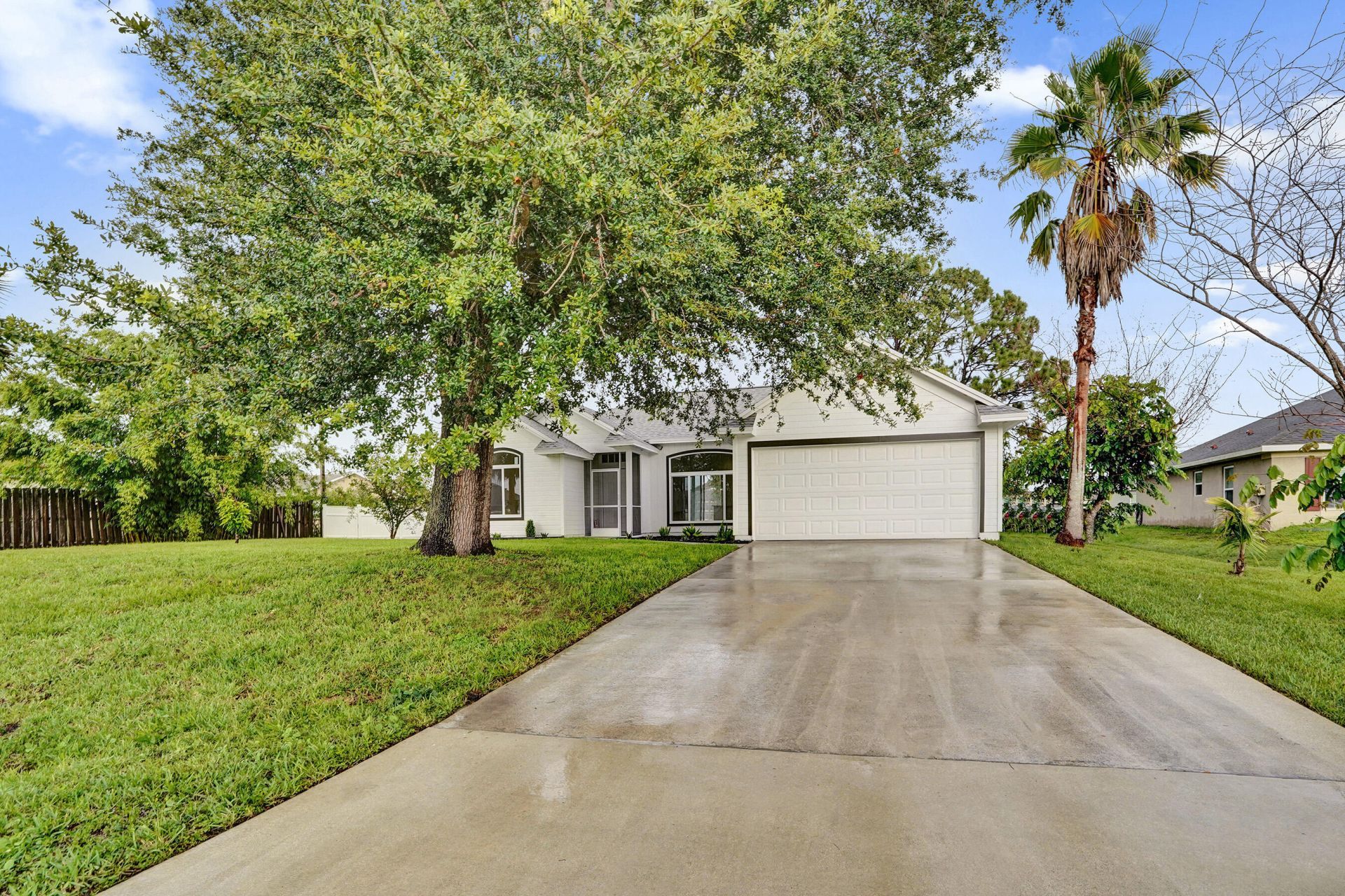 1237 SW Edinburgh Drive, Port Saint Lucie, FL 34953 Photo