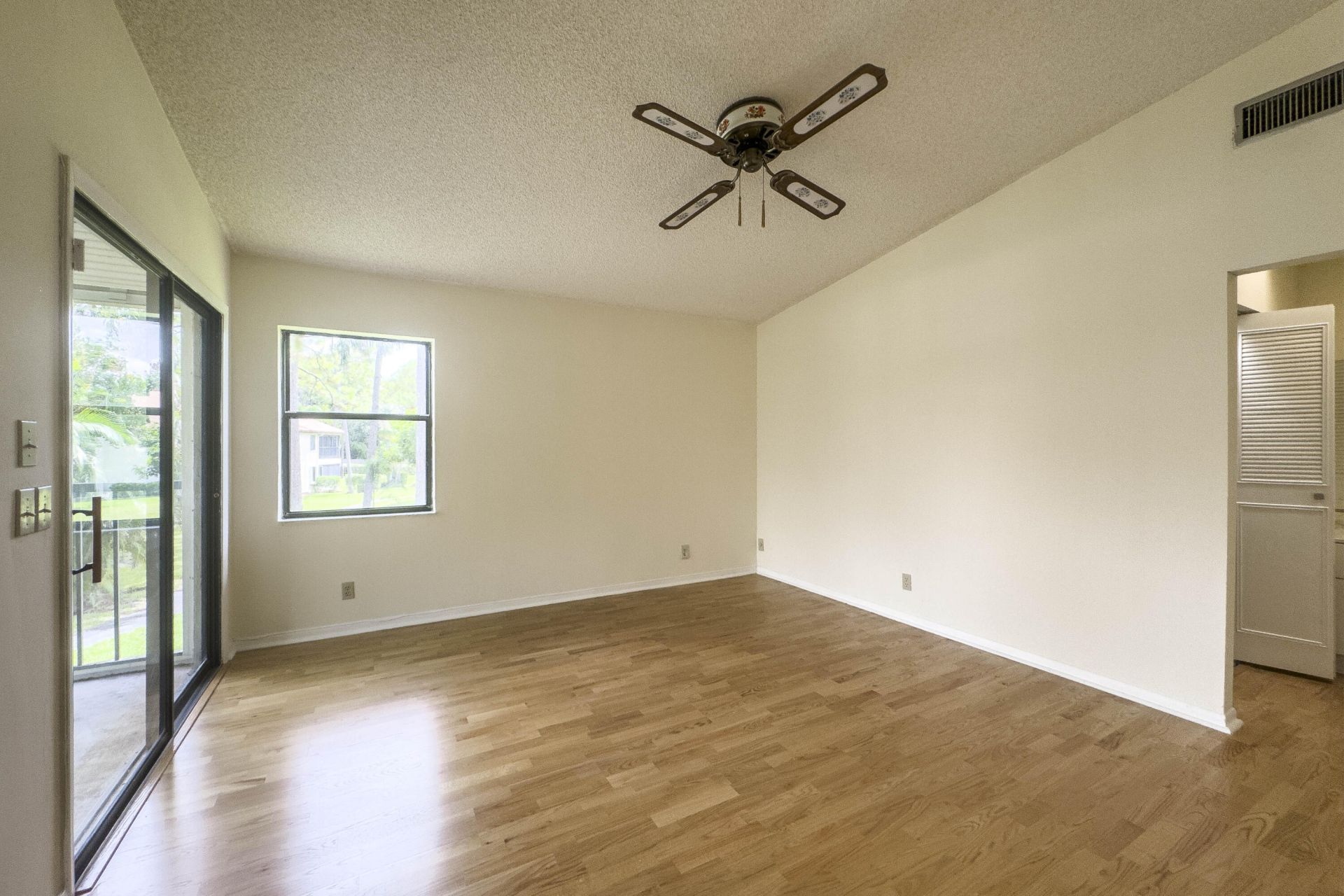 3362 Lucerne Park Drive, Greenacres, FL 33467 Photo