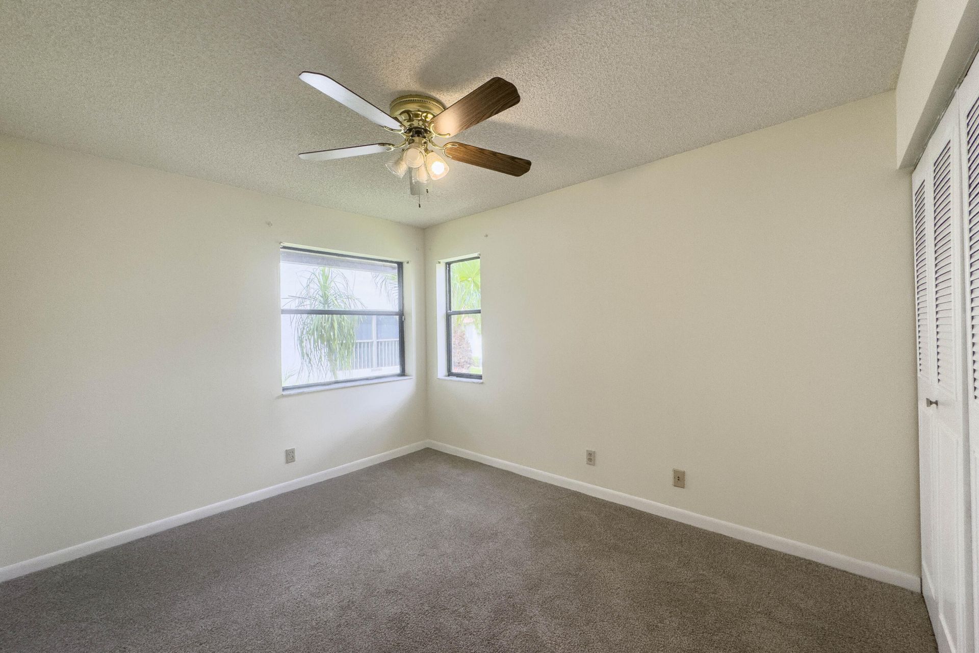 3362 Lucerne Park Drive, Greenacres, FL 33467 Photo
