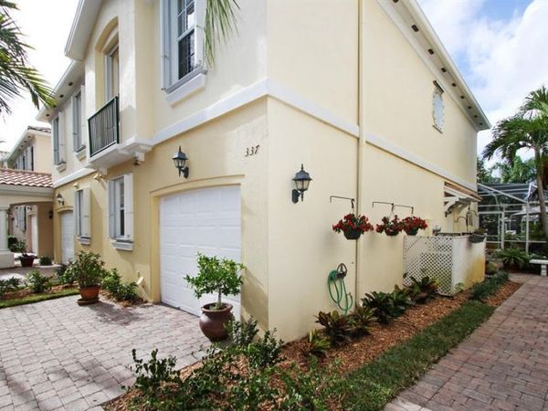 337 Salinas Drive, Palm Beach Gardens, FL 33410