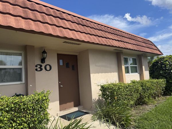 5725 Fernley Drive E, Unit 30, West Palm Beach, FL 33415