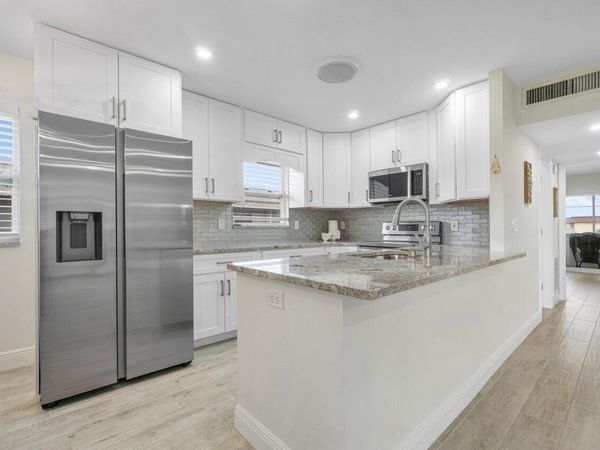 76 FLANDERS B, Delray Beach, FL 33484