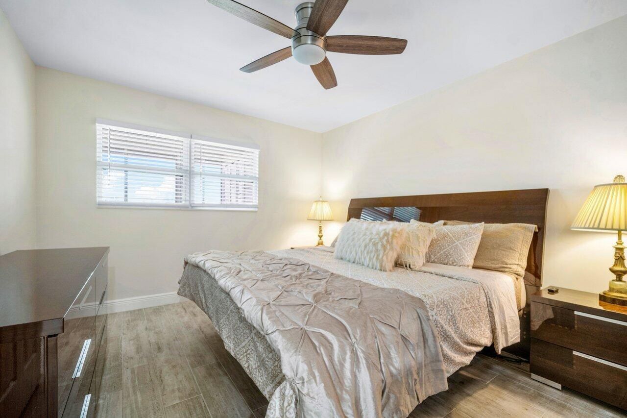 76 Flanders B, Delray Beach, FL 33484 Photo