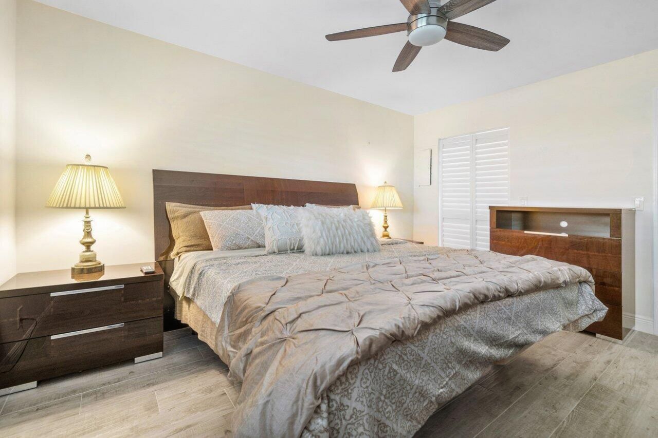76 Flanders B, Delray Beach, FL 33484 Photo