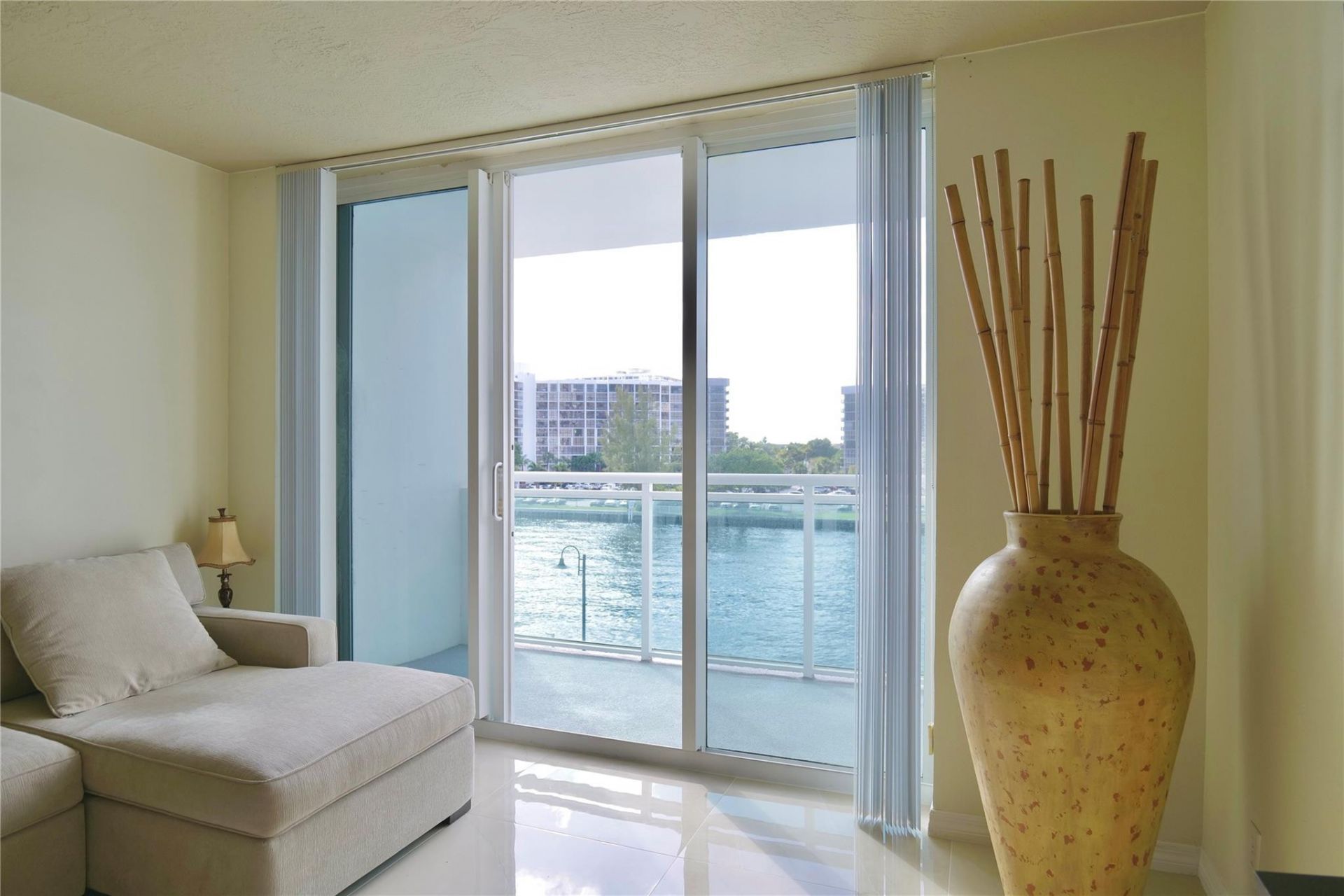 3000 S Ocean Drive, Unit 312, Hollywood, FL 33019 Photo