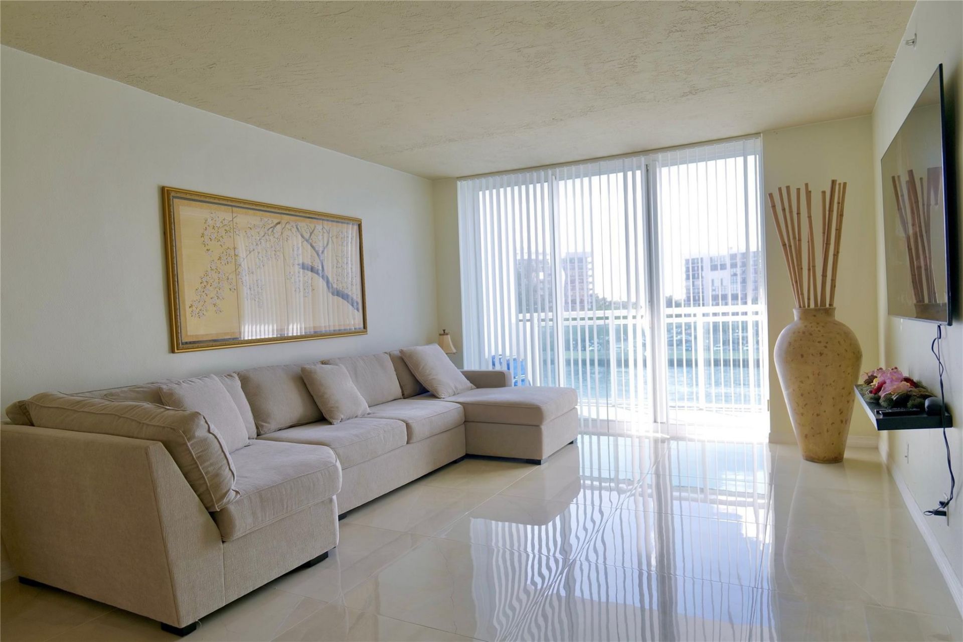 3000 S Ocean Drive, Unit 312, Hollywood, FL 33019 Photo