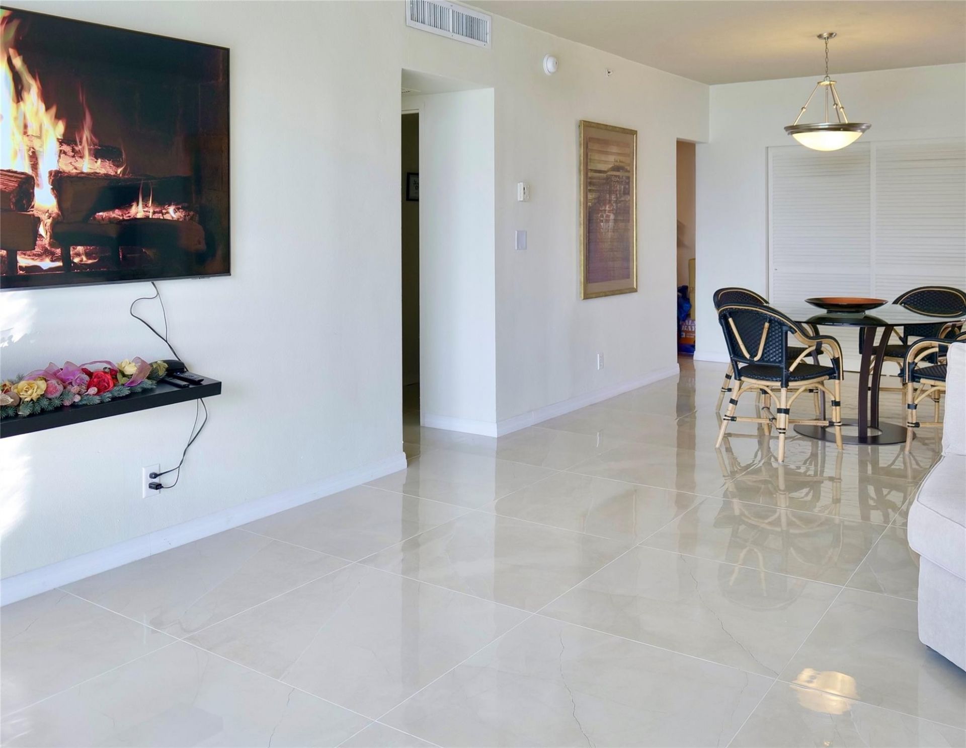 3000 S Ocean Drive, Unit 312, Hollywood, FL 33019 Photo