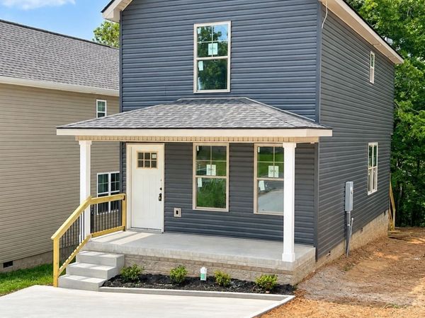 194 Oak St , Clarksville, TN 37042