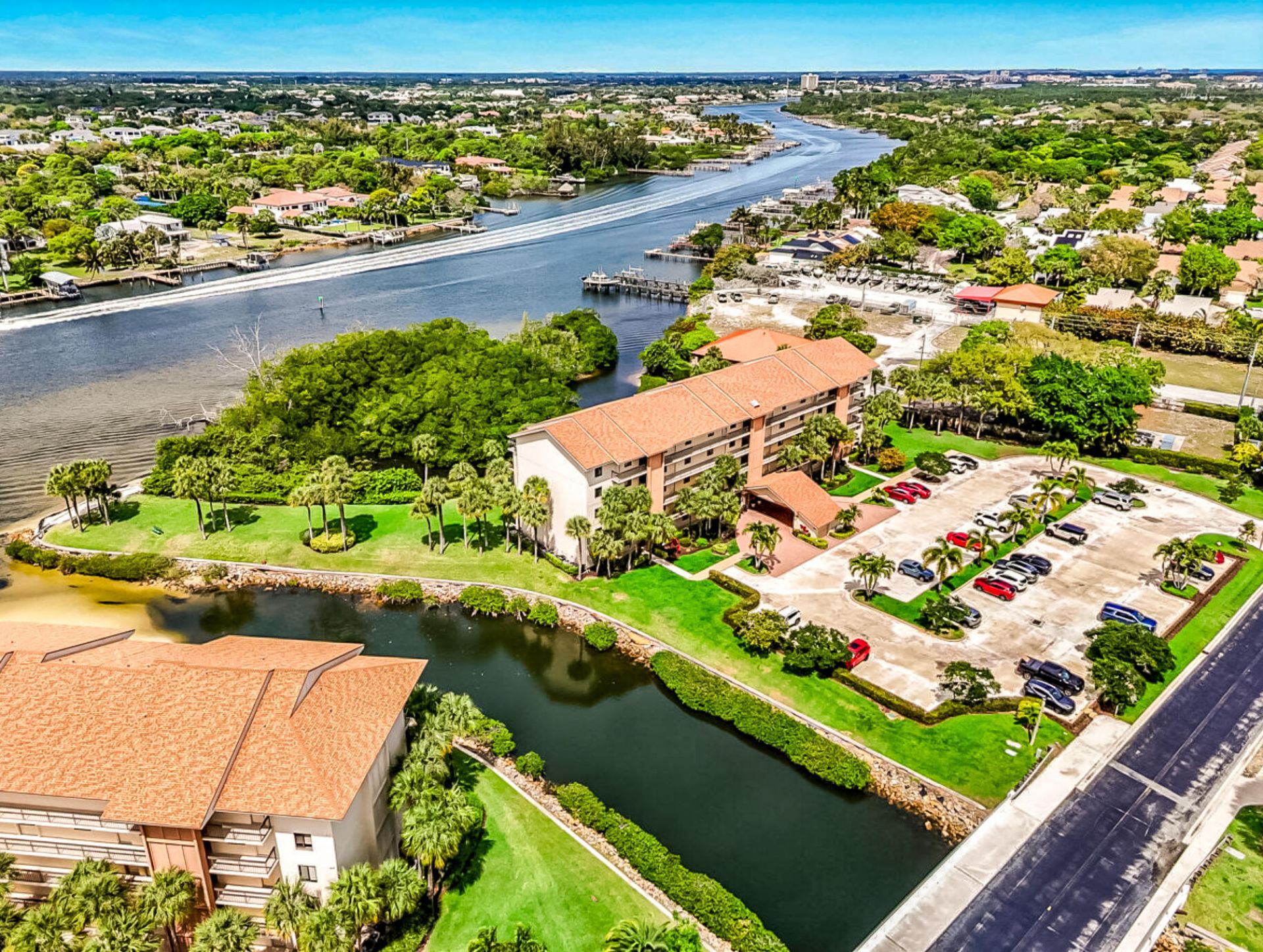 1701 Marina Isle Way, Unit 103, Jupiter, FL 33477 Photo