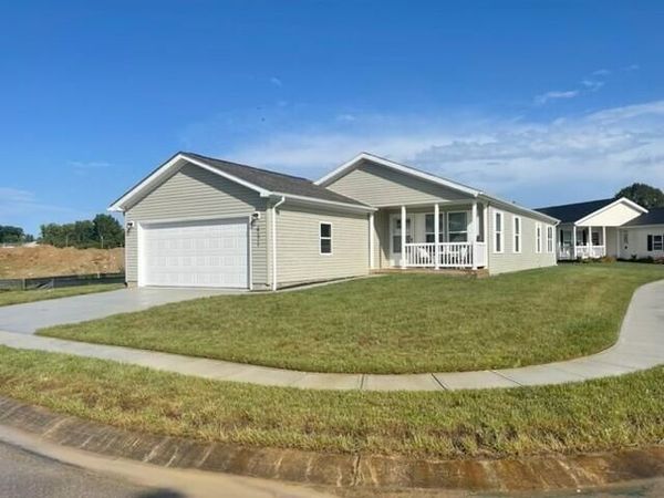 431 Park Hills Drive, Unit 31, Fairborn, OH 45324