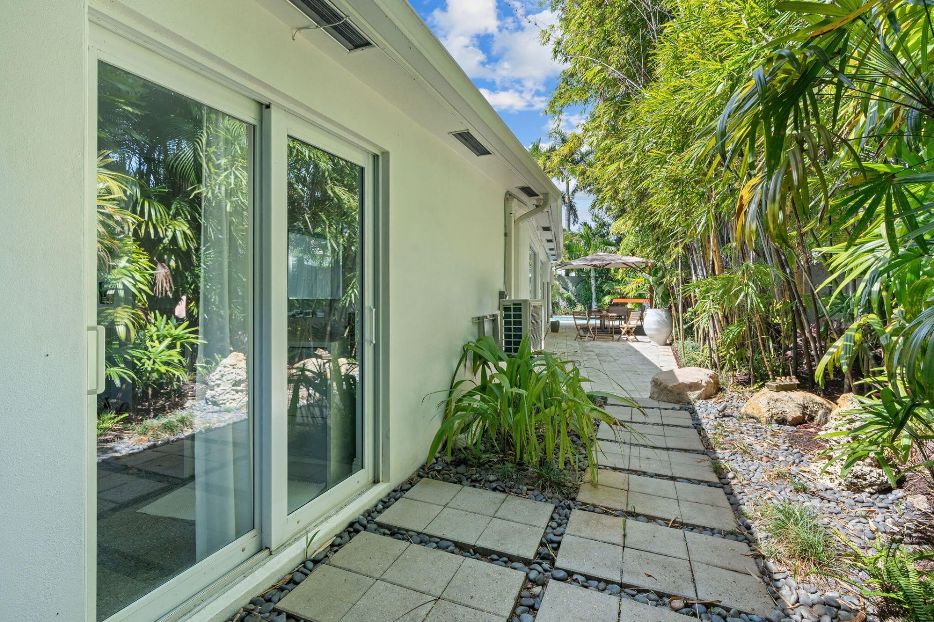 1500 Middle River Drive, Fort Lauderdale, FL 33304 Photo