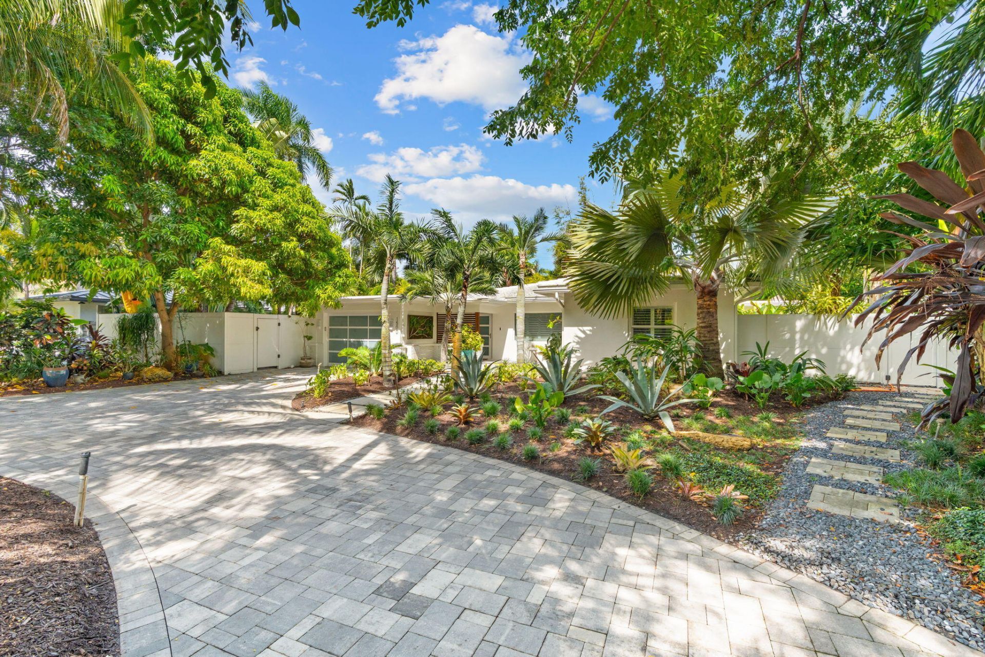 1500 Middle River Drive, Fort Lauderdale, FL 33304 Photo