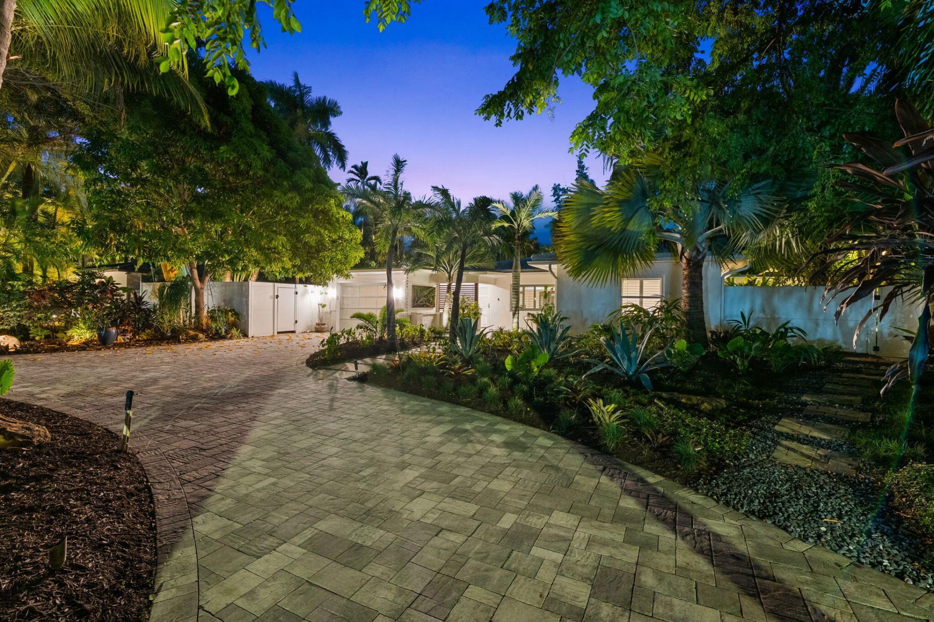 1500 Middle River Drive, Fort Lauderdale, FL 33304 Photo