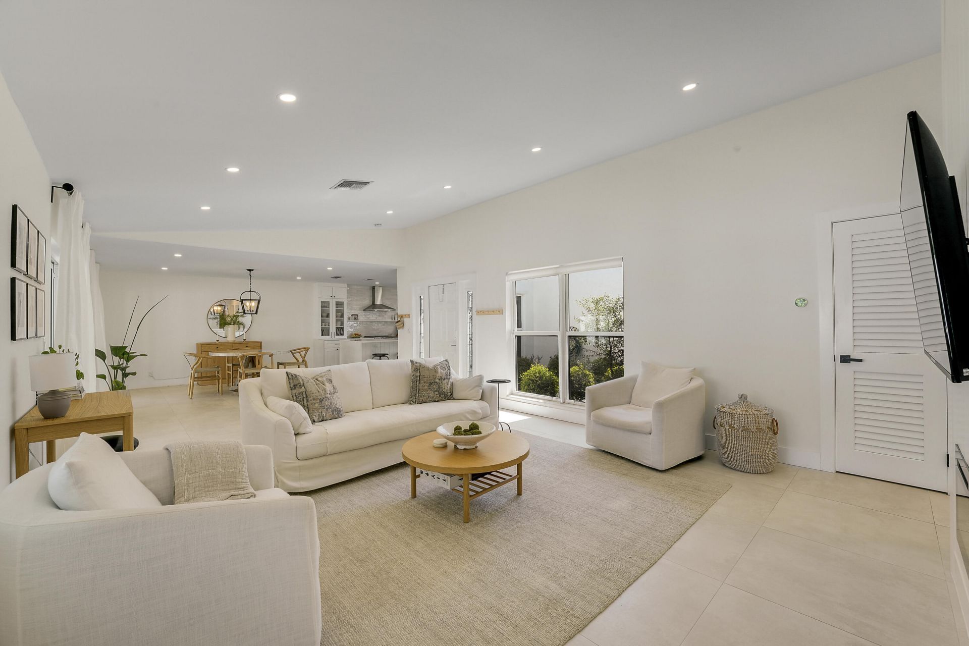 275 NW 39th Way, Deerfield Beach, FL 33442 Photo