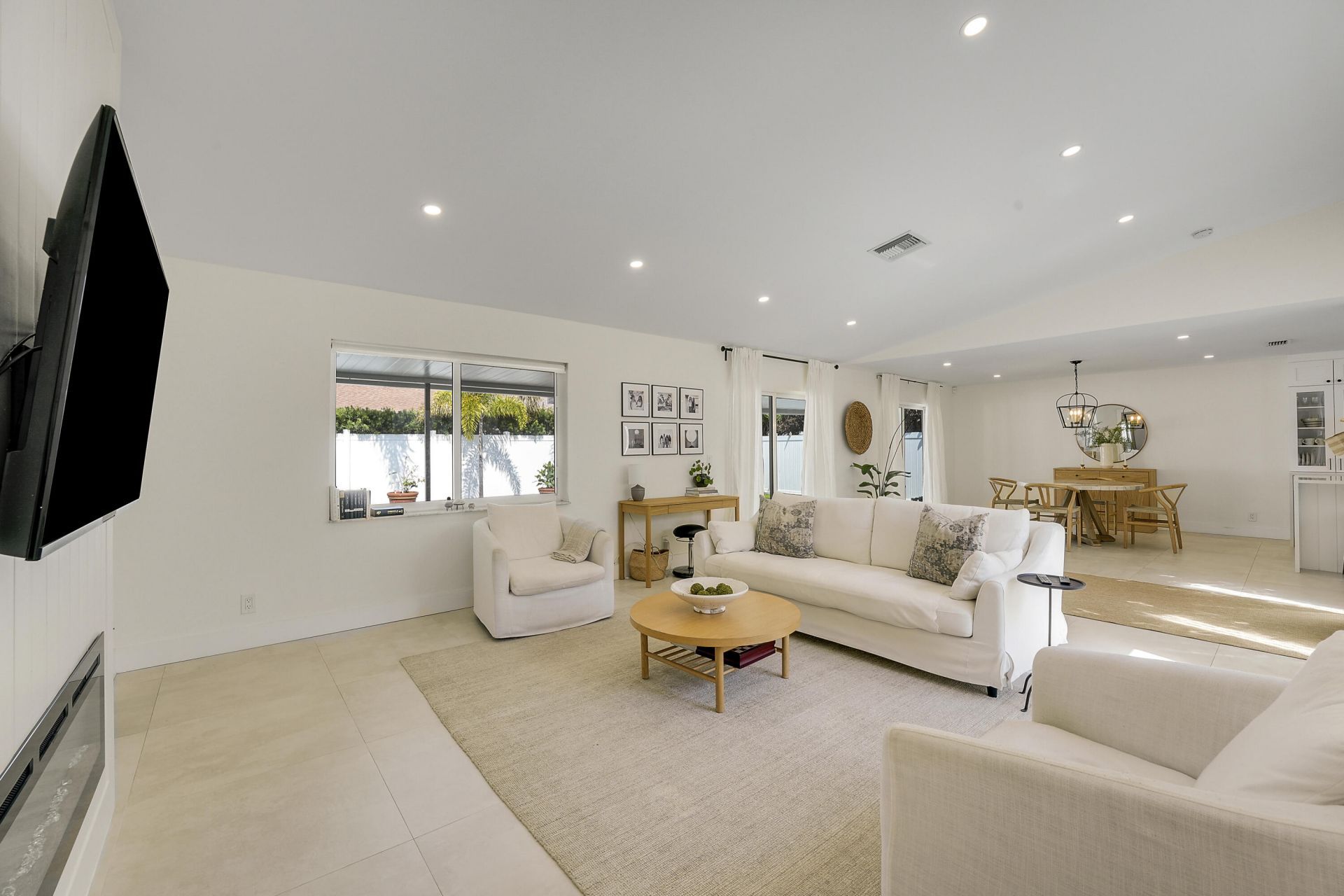 275 NW 39th Way, Deerfield Beach, FL 33442 Photo