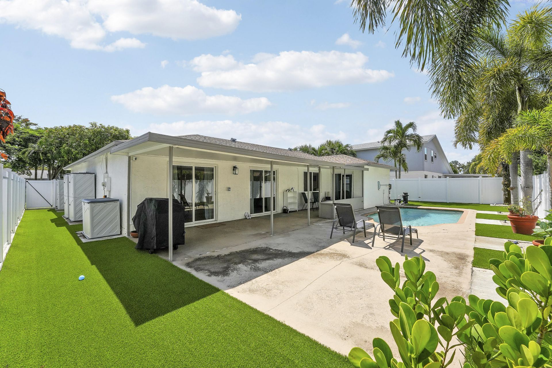 275 NW 39th Way, Deerfield Beach, FL 33442 Photo