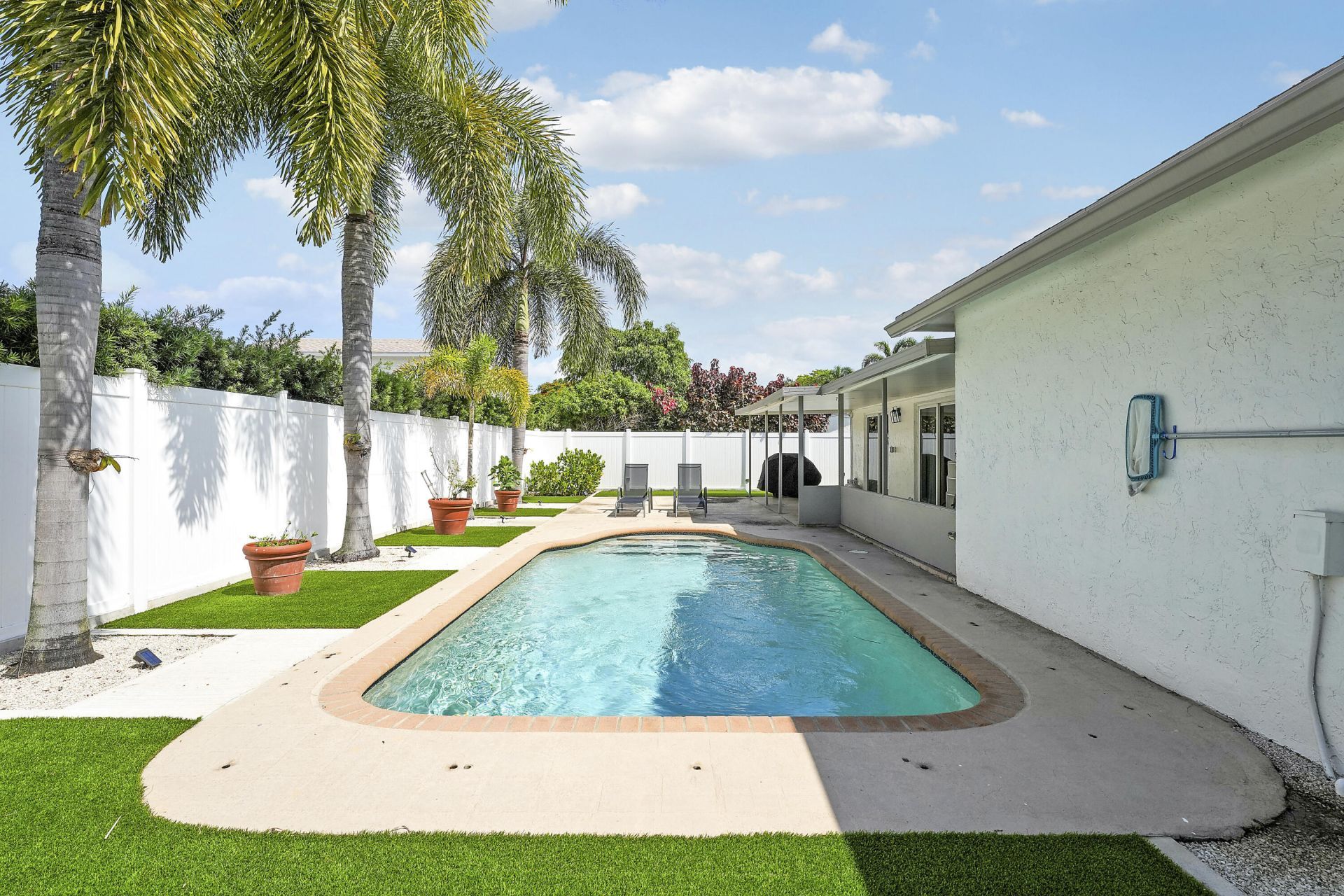 275 NW 39th Way, Deerfield Beach, FL 33442 Photo