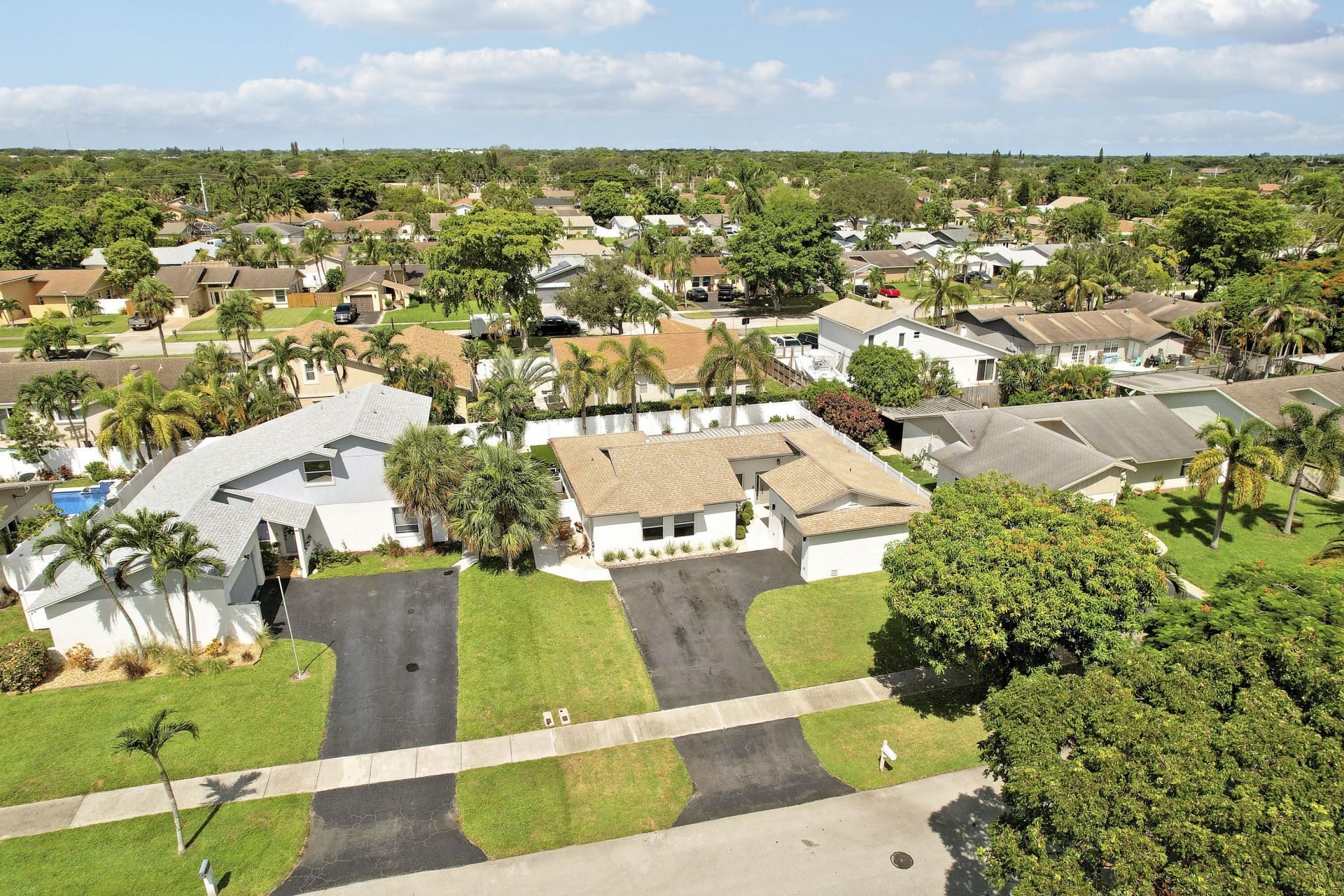275 NW 39th Way, Deerfield Beach, FL 33442 Photo