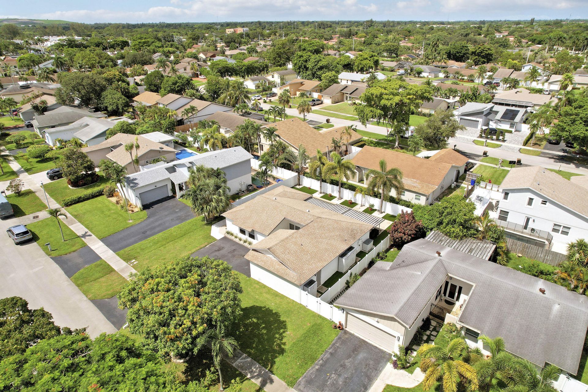 275 NW 39th Way, Deerfield Beach, FL 33442 Photo