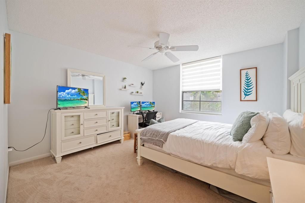 520 SE 5th Avenue, Unit 2202, Fort Lauderdale, FL 33301 Photo