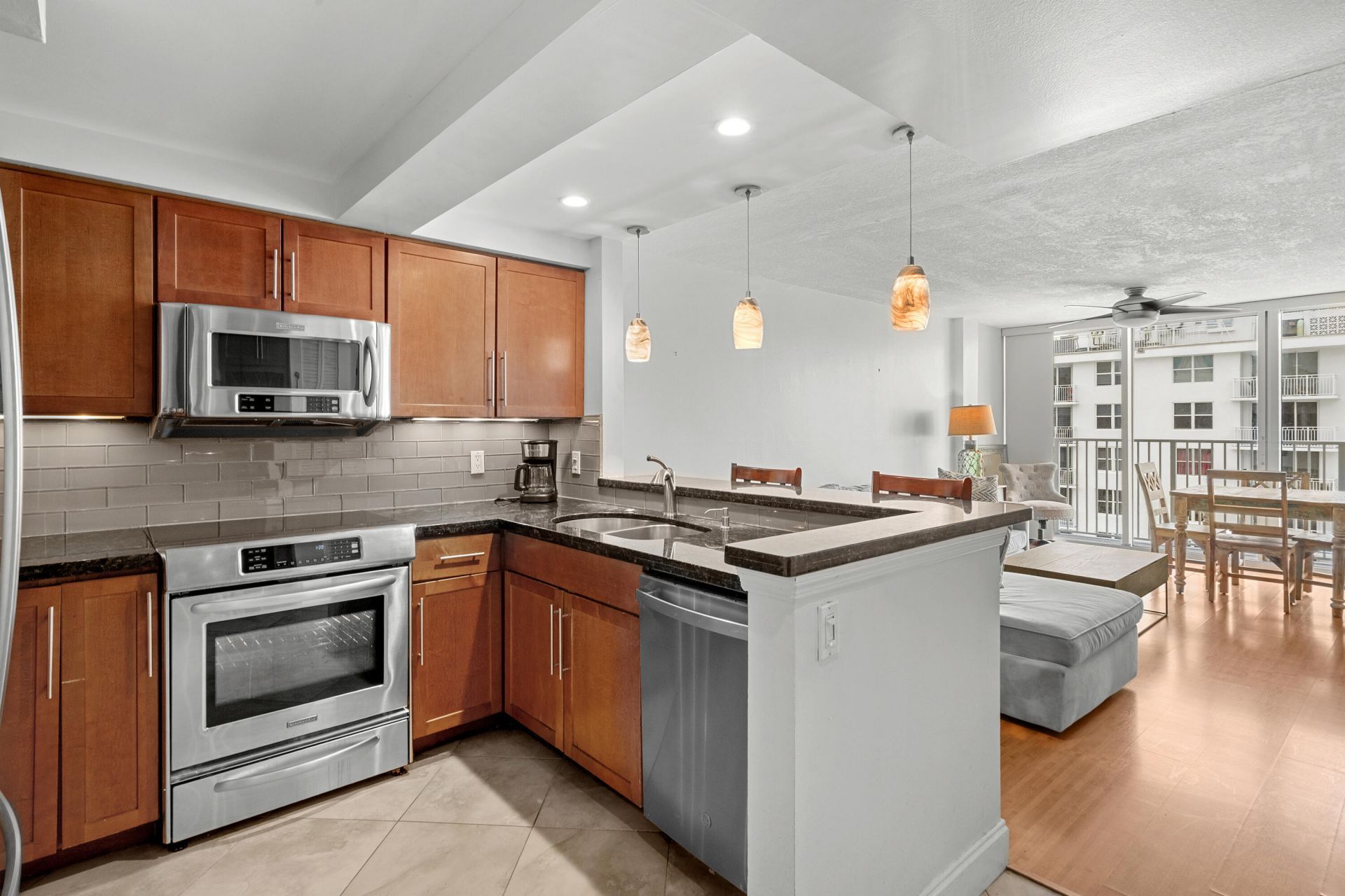 111 Briny Avenue, Unit PH7, Pompano Beach, FL 33062 Photo