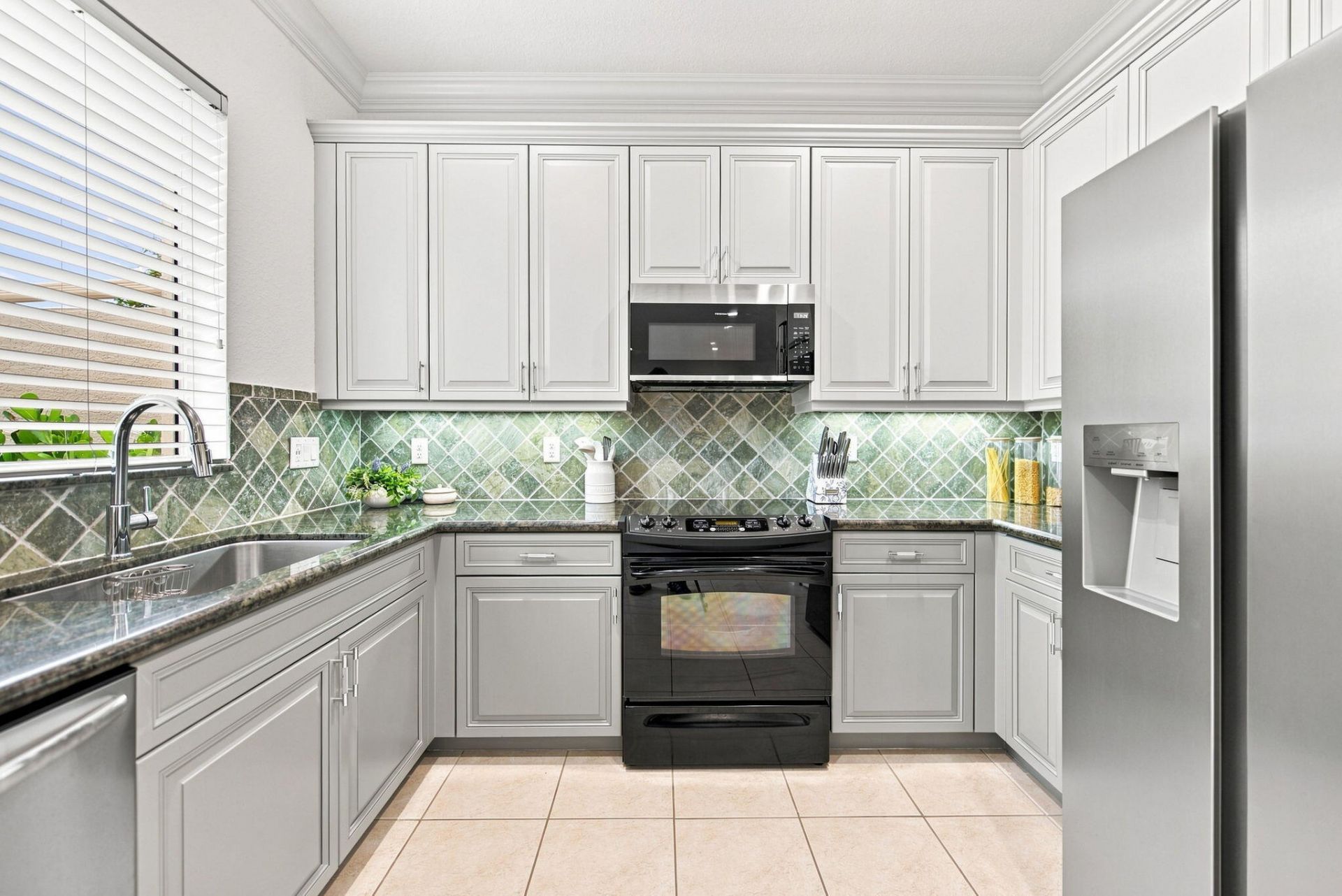 7830 Jewelwood Drive, Boynton Beach, FL 33437 Photo