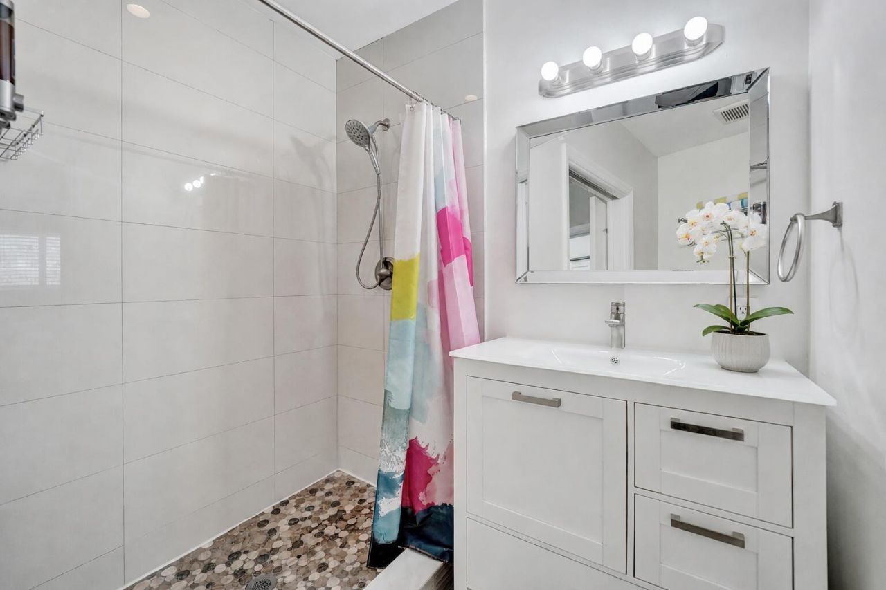 1535 Hollywood Boulevard, Hollywood, FL 33020 Photo