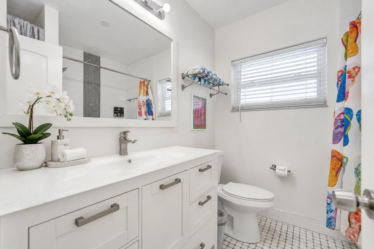 1535 Hollywood Boulevard, Hollywood, FL 33020 Photo