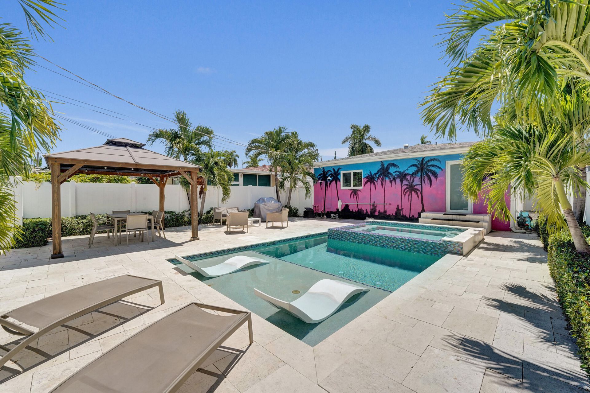 1535 Hollywood Boulevard, Hollywood, FL 33020 Photo