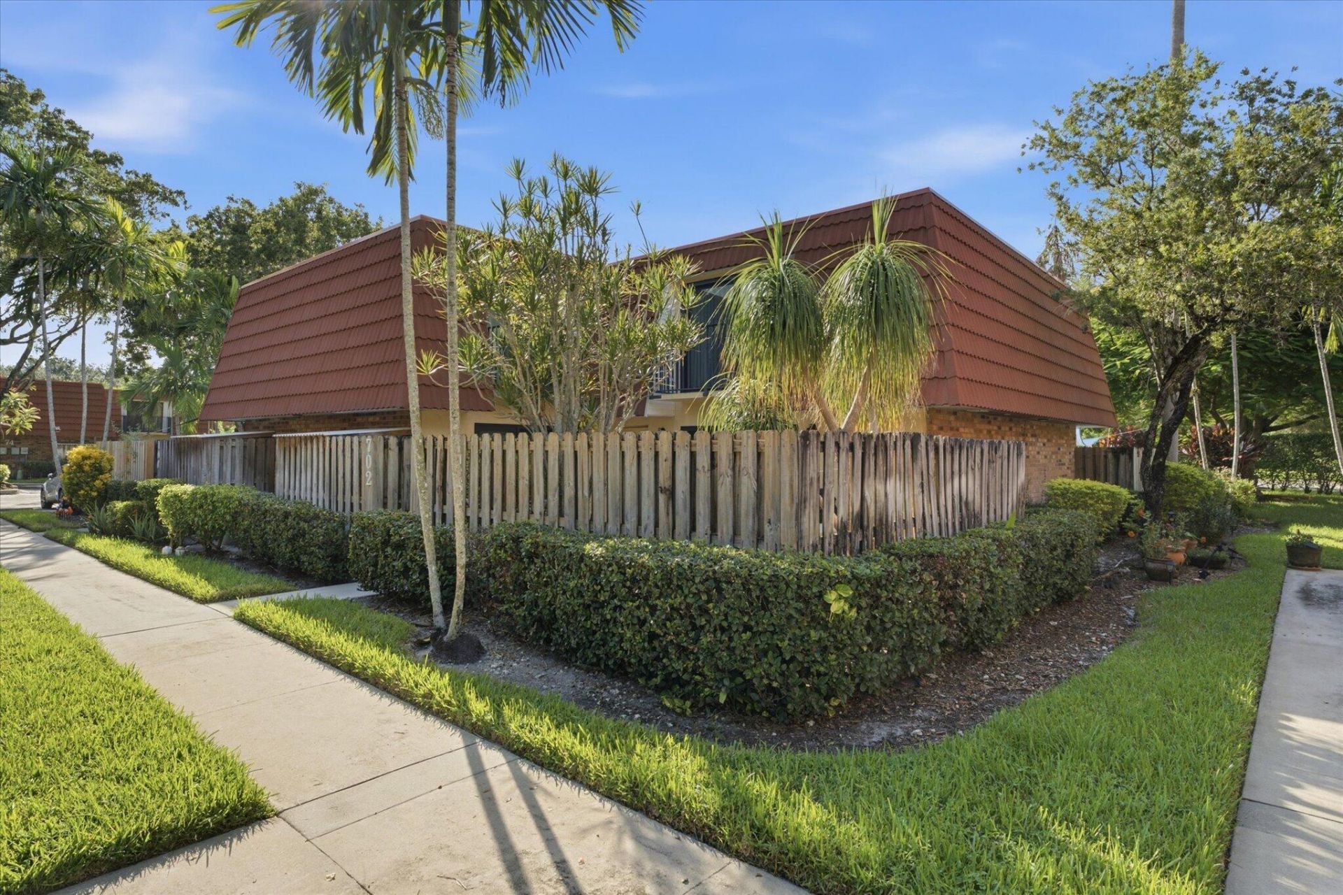 702 NW 98th Circle, Plantation, FL 33324 Photo