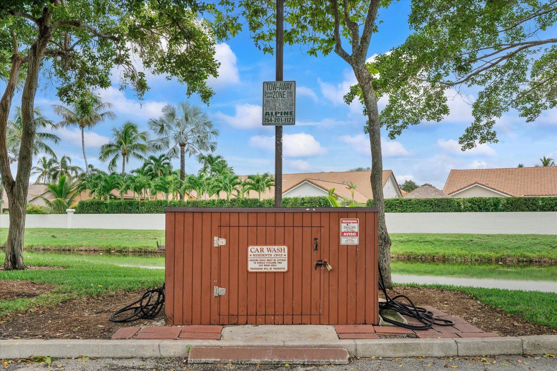 702 NW 98th Circle, Plantation, FL 33324 Photo