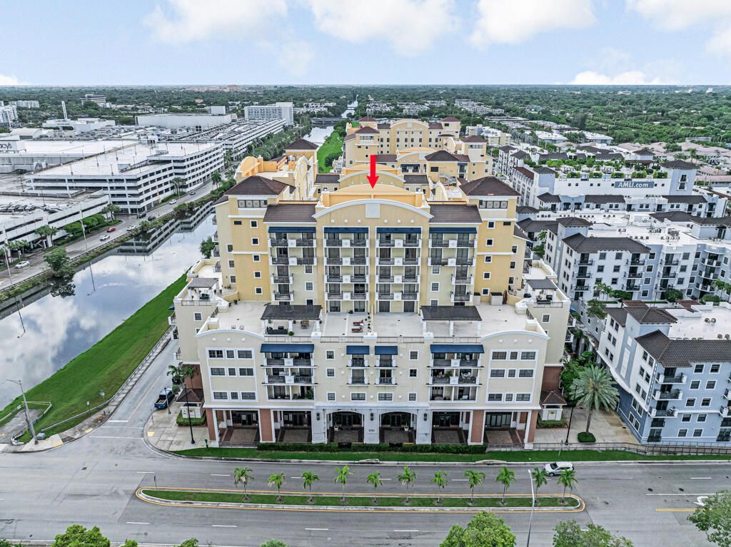 8390 SW 72nd Avenue, Unit 303, Miami, FL 33143 Photo