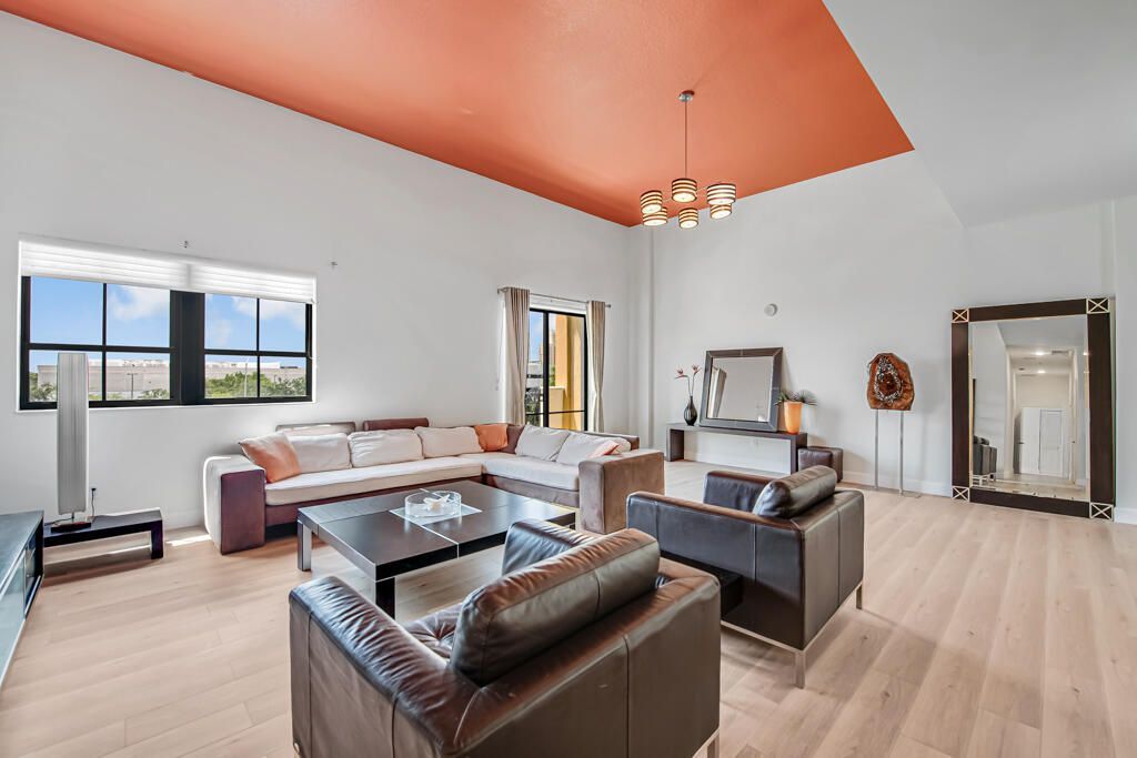 8390 SW 72nd Avenue, Unit 303, Miami, FL 33143 Photo