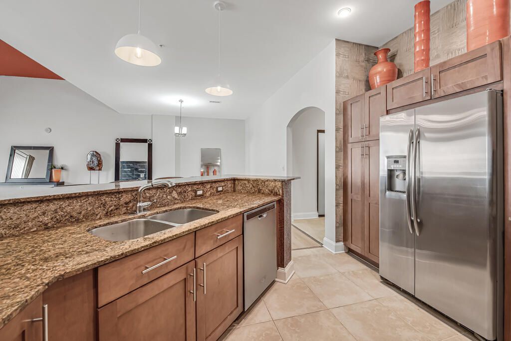 8390 SW 72nd Avenue, Unit 303, Miami, FL 33143 Photo