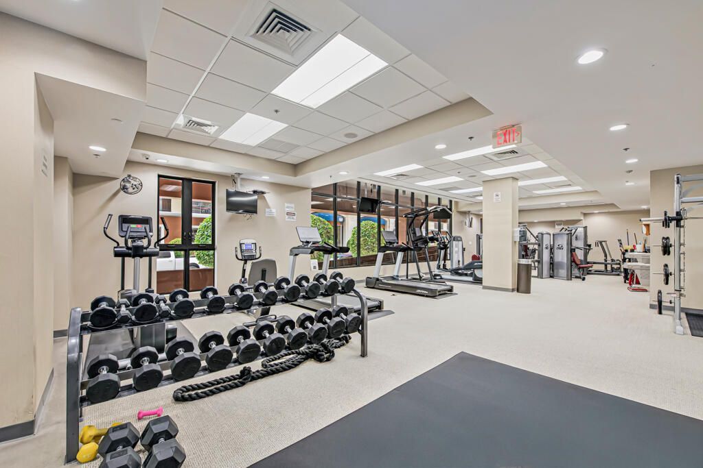 8390 SW 72nd Avenue, Unit 303, Miami, FL 33143 Photo