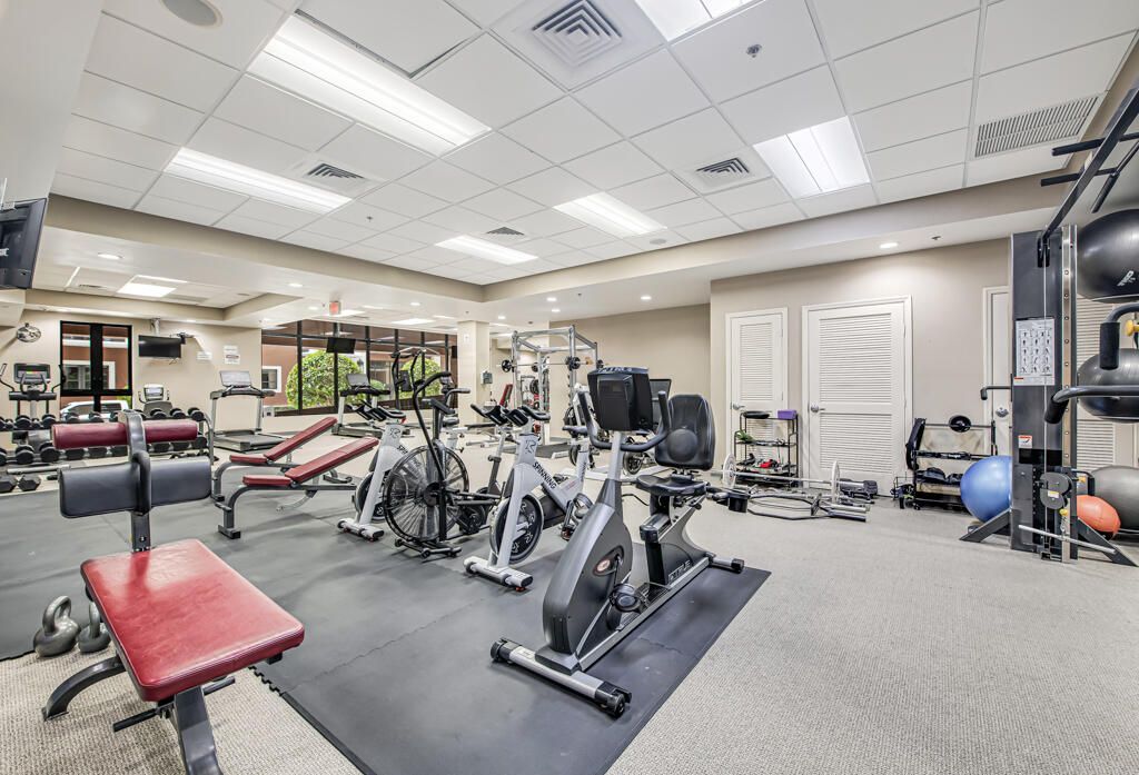 8390 SW 72nd Avenue, Unit 303, Miami, FL 33143 Photo