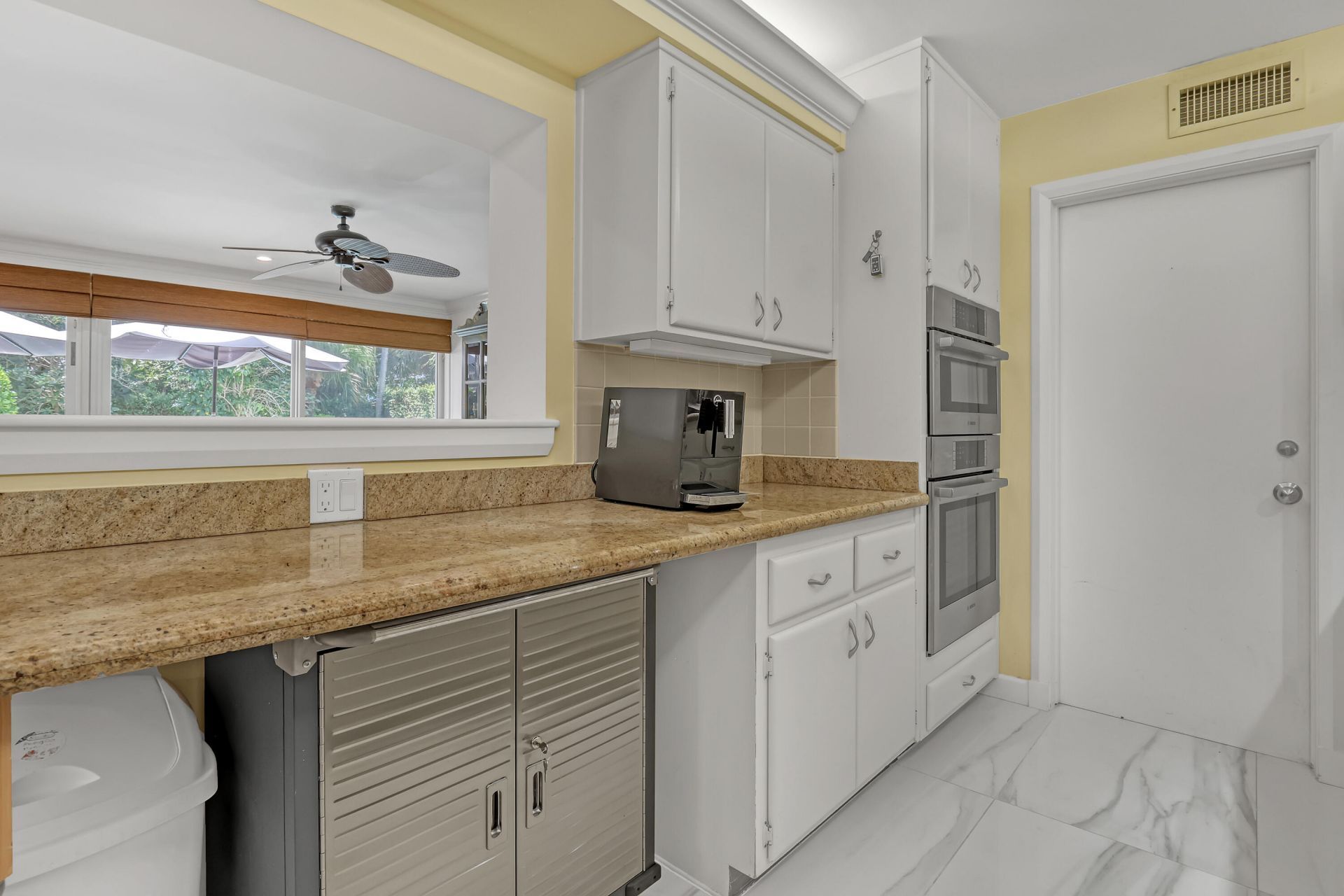 306 Cascade Lane, Palm Beach Shores, FL 33404 Photo