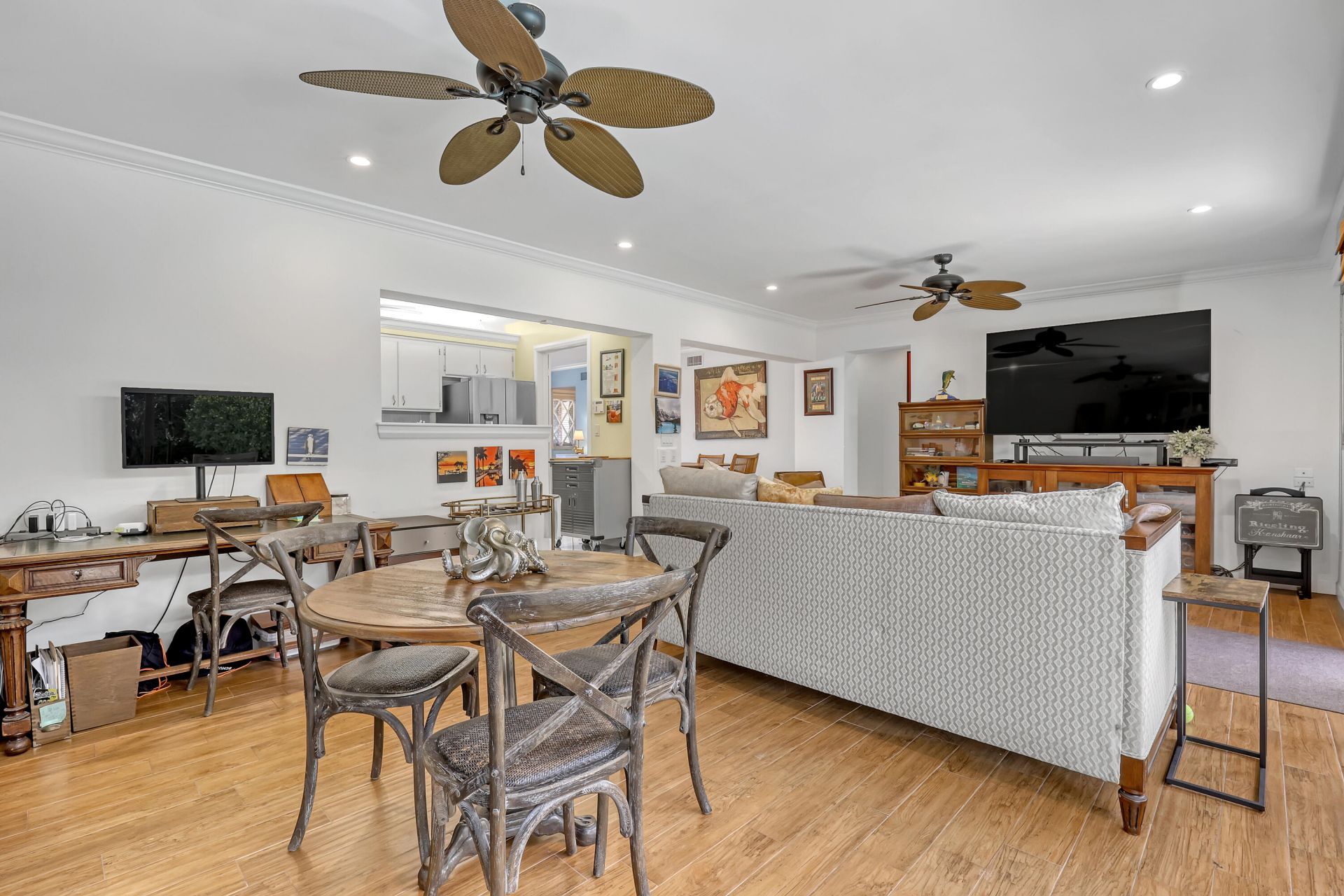 306 Cascade Lane, Palm Beach Shores, FL 33404 Photo
