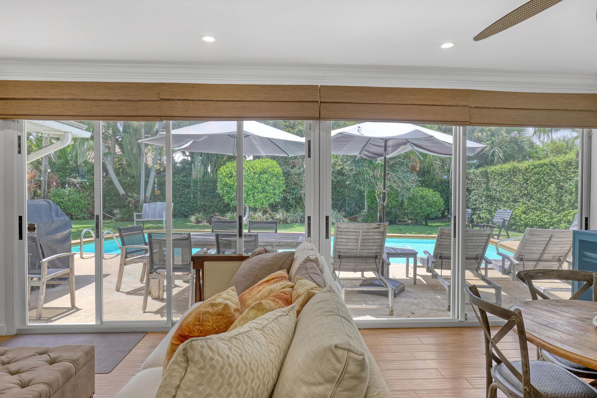306 Cascade Lane, Palm Beach Shores, FL 33404 Photo