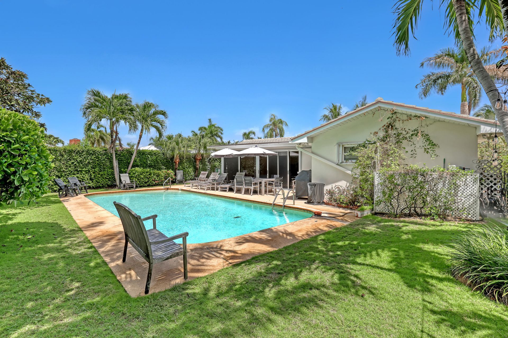 306 Cascade Lane, Palm Beach Shores, FL 33404 Photo