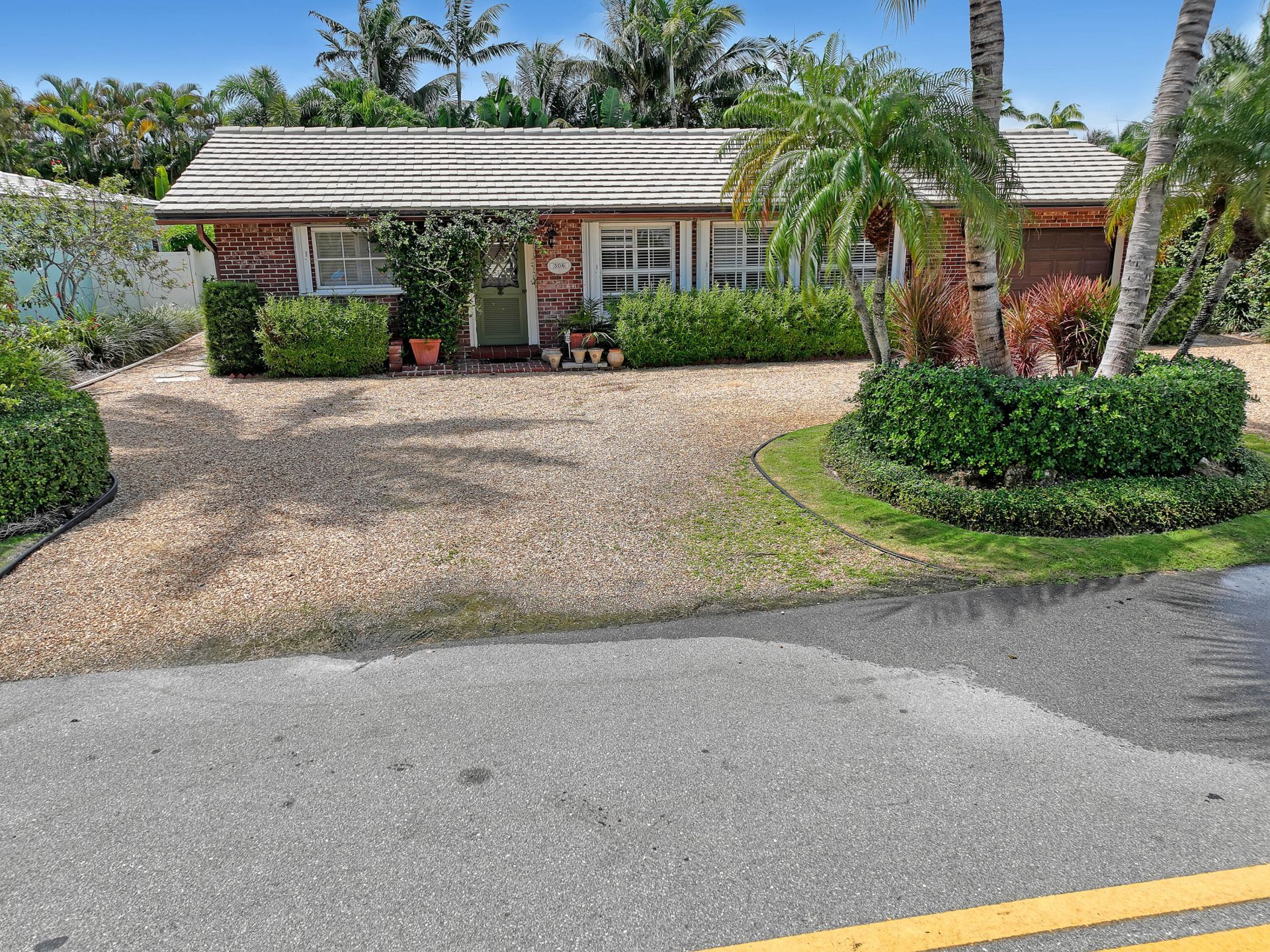 306 Cascade Lane, Palm Beach Shores, FL 33404 Photo