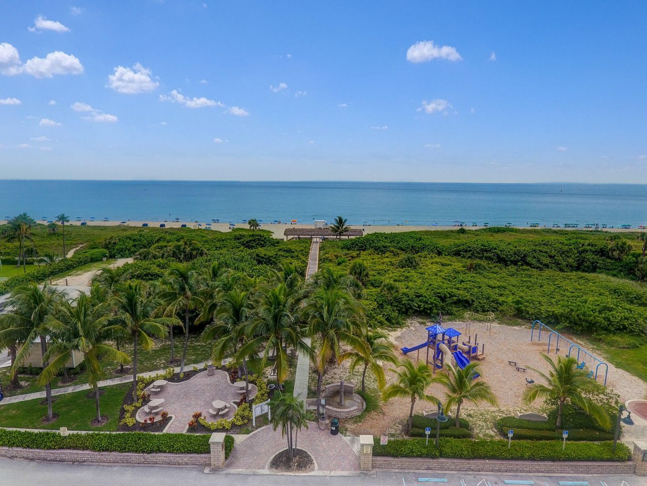306 Cascade Lane, Palm Beach Shores, FL 33404 Photo