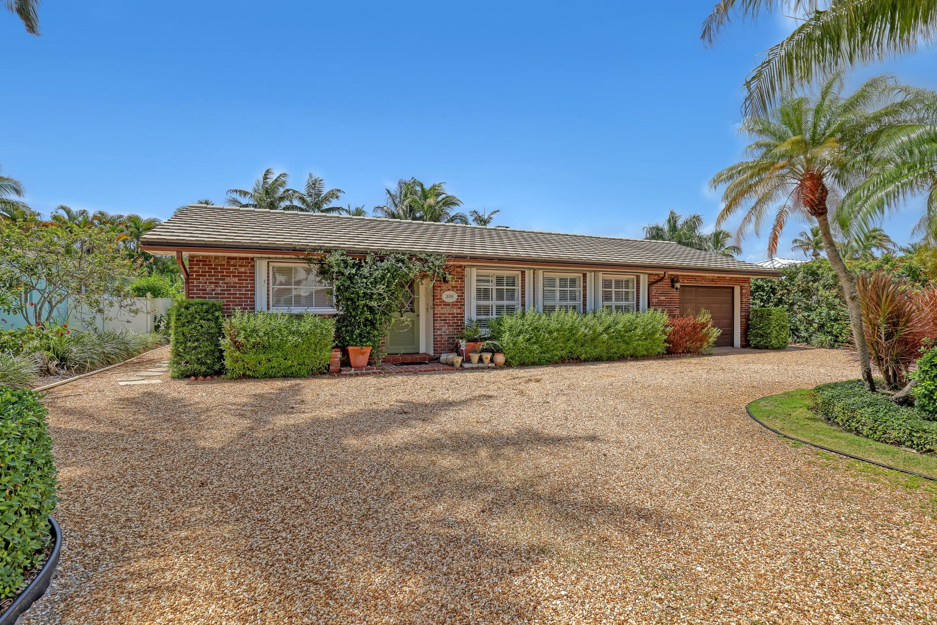 306 Cascade Lane, Palm Beach Shores, FL 33404 Photo