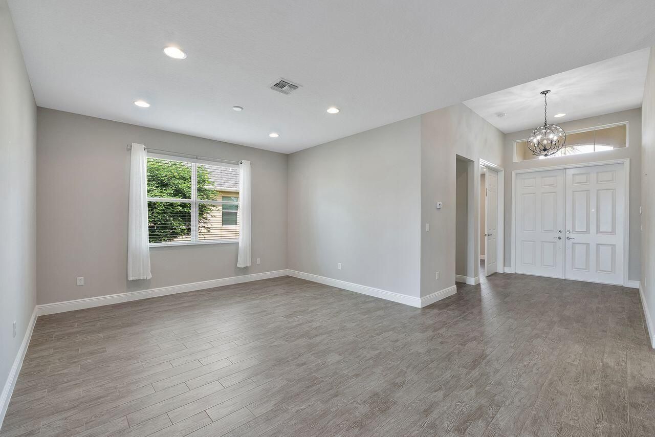 11151 SW Lake Park Drive, Port Saint Lucie, FL 34987 Photo
