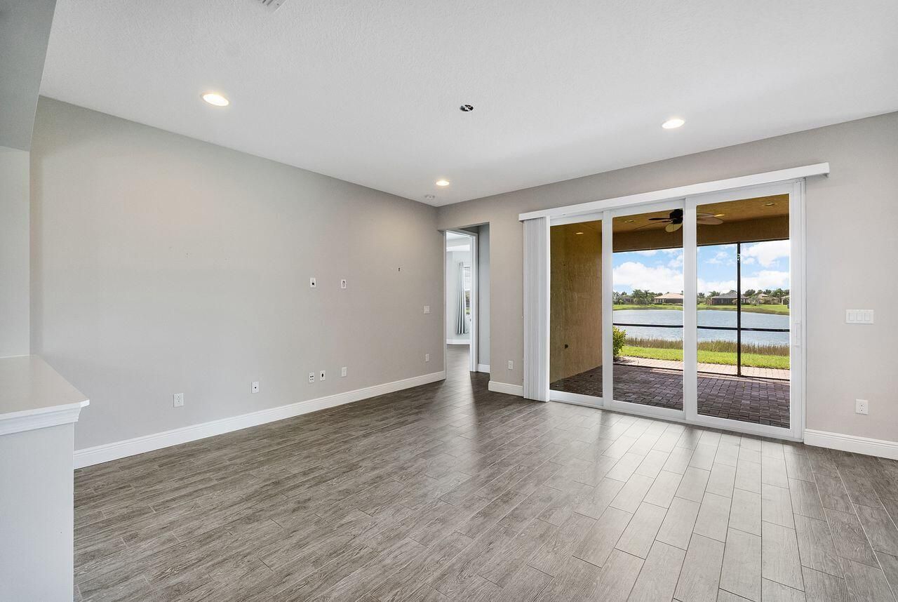 11151 SW Lake Park Drive, Port Saint Lucie, FL 34987 Photo